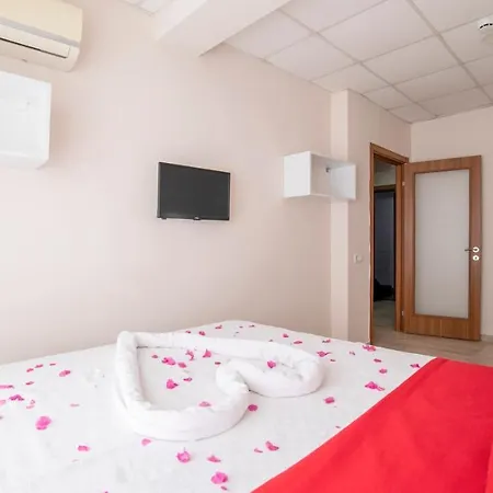 Vera Park Premium Aparthotel *